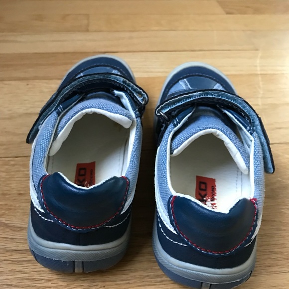 BEEKO Leather Toddler Shoes - Sz 28 NIB - Picture 3 of 5